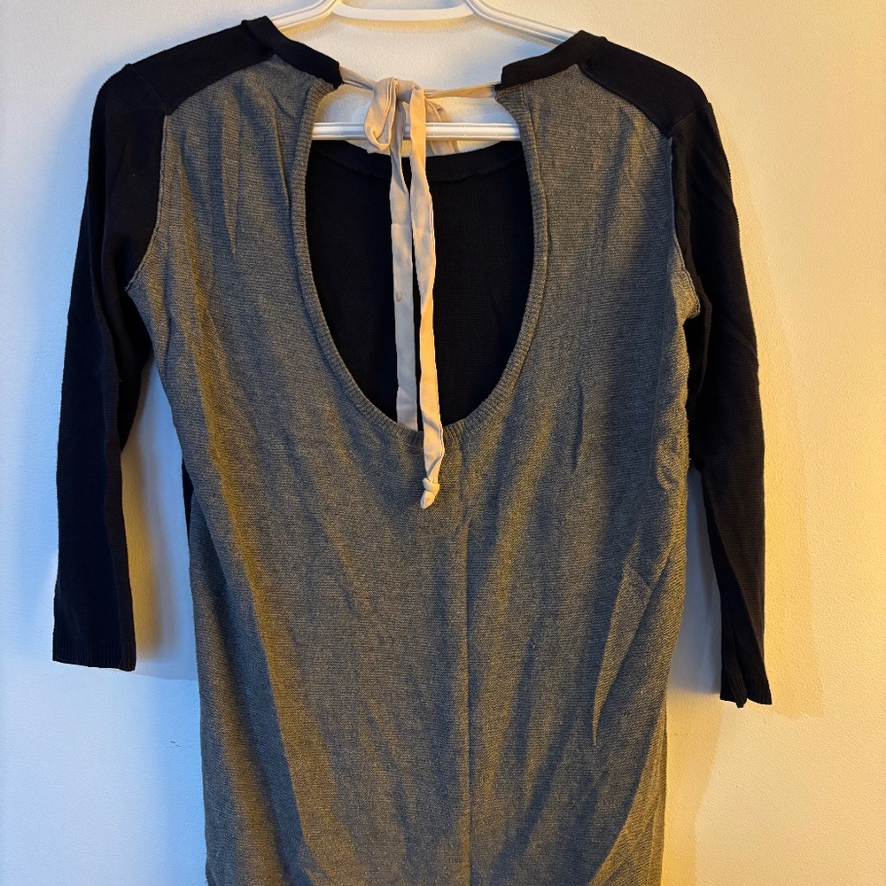 Womens XXS Babaton Aritzia sweater with tie back detail cashmere silk collegiate